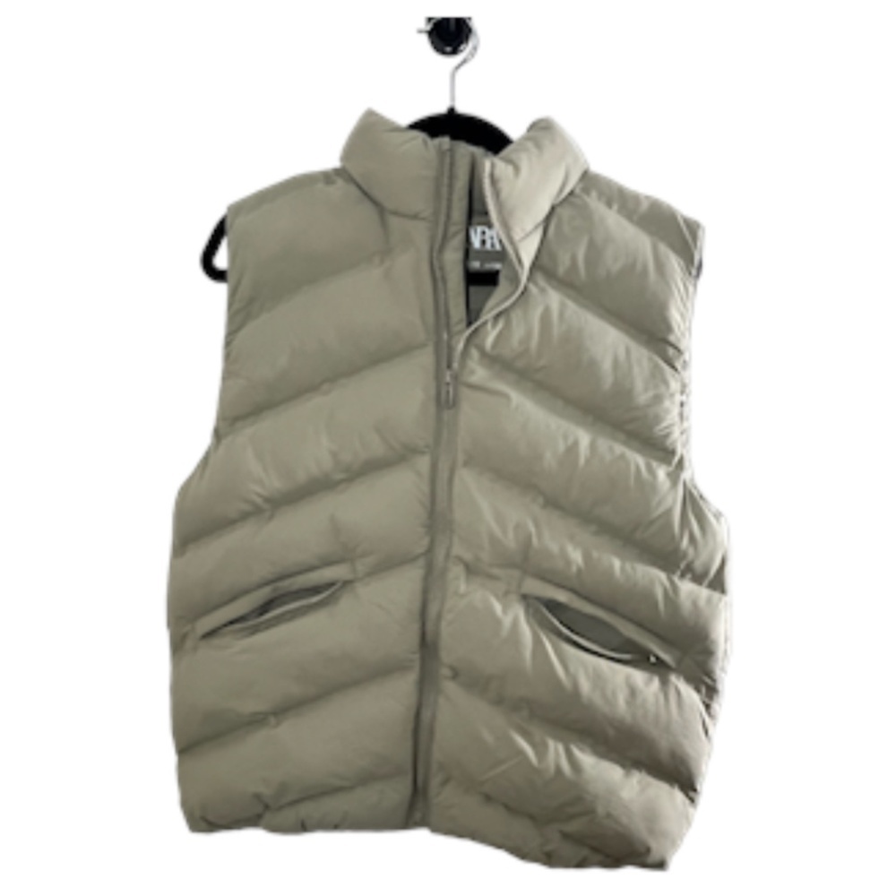 Zara Puffer Jacket 11 Tan Vest Neutral Preppy Classic Versatile Full Zip Winter